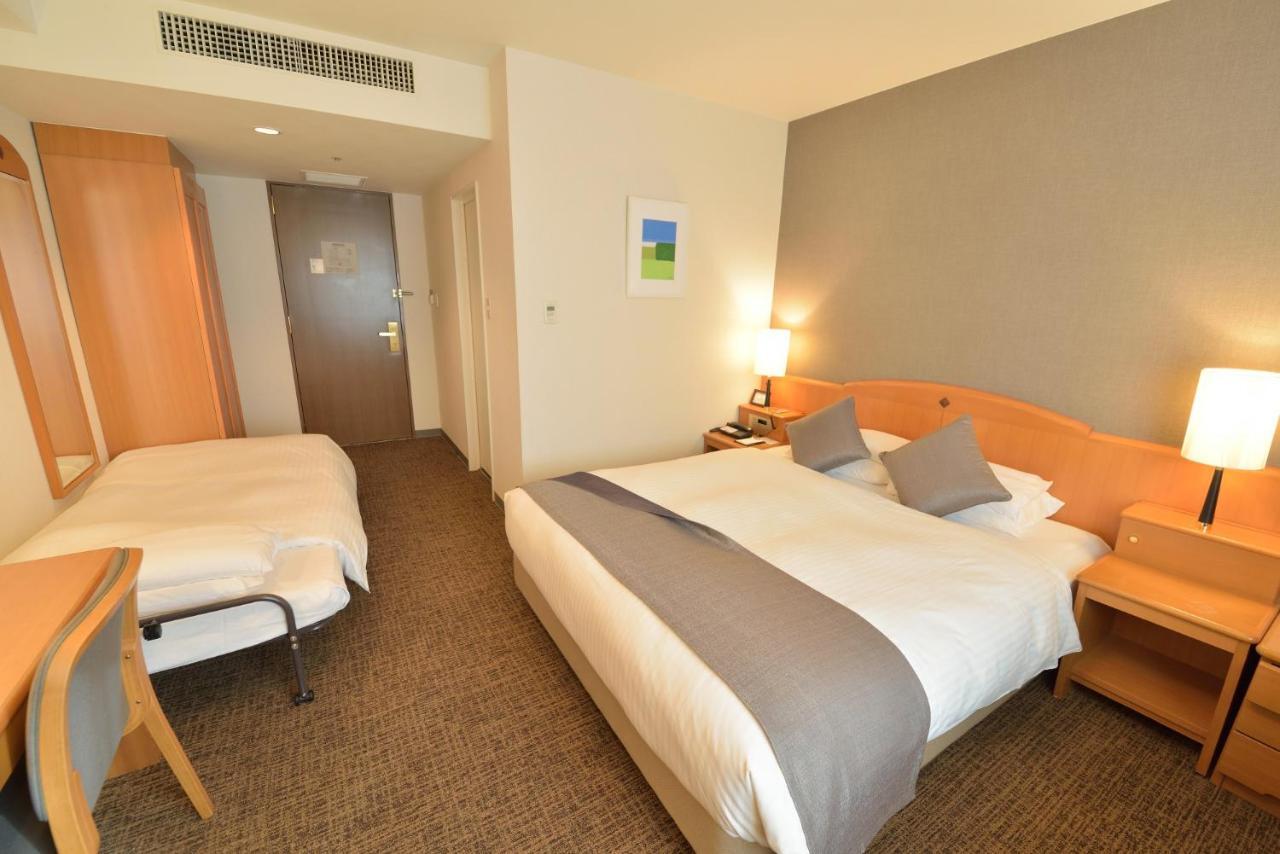 Okayama Koraku Hotel Buitenkant foto