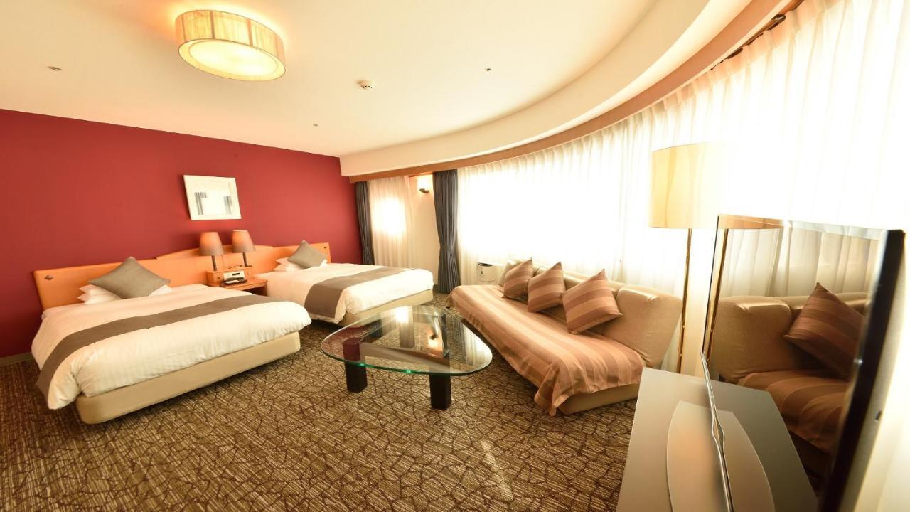 Okayama Koraku Hotel Buitenkant foto